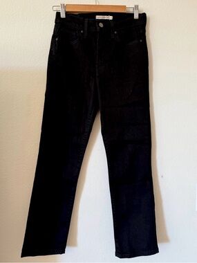 Levi’s 724 Women’s high raise straight jeans crop black size 27